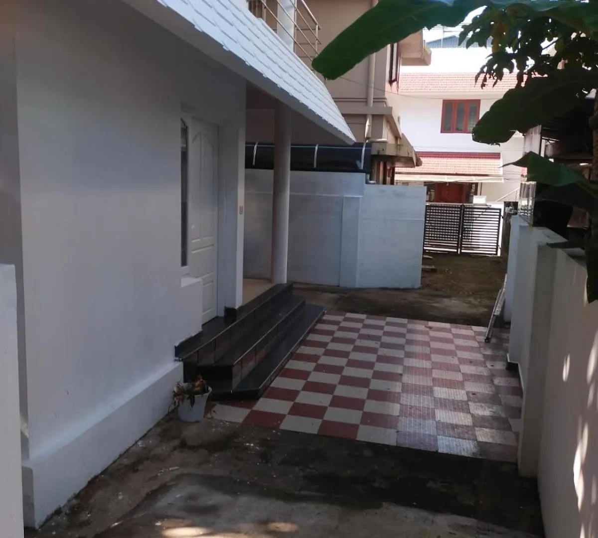 Azza Home Kochi B&B